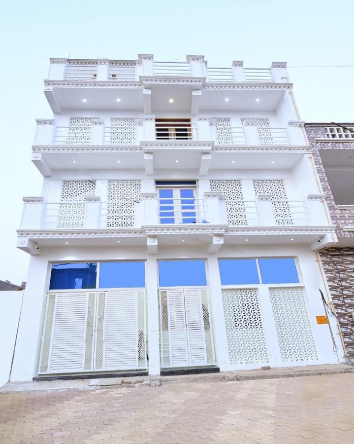 Hn Palace Homestay Agra  Dış mekan fotoğraf