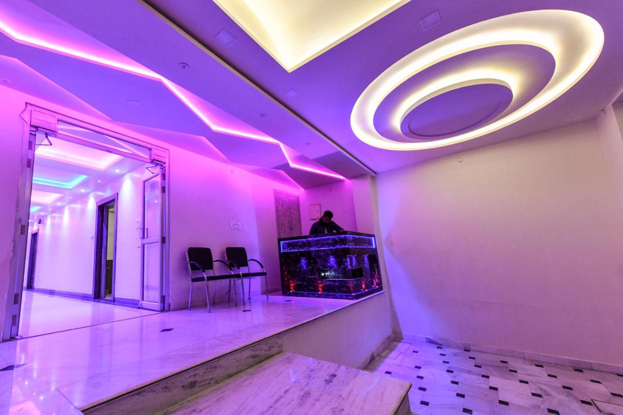 Hn Palace Homestay Agra  Dış mekan fotoğraf