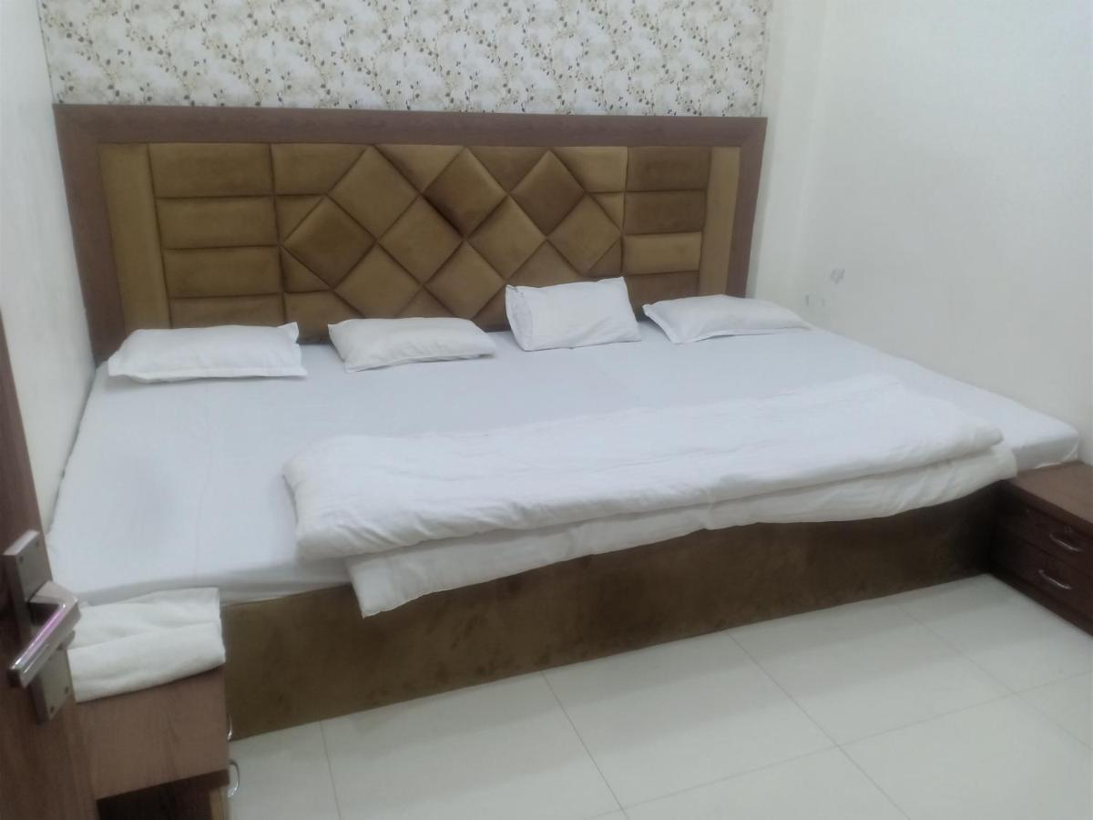 Hn Palace Homestay Agra  Oda fotoğraf