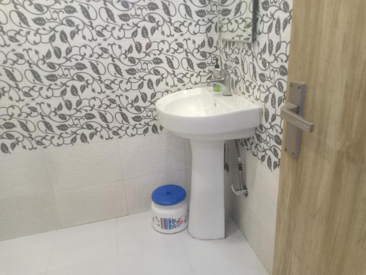 Hn Palace Homestay Agra  Oda fotoğraf