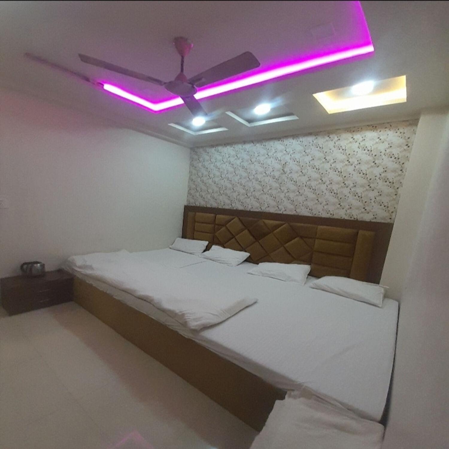 Hn Palace Homestay Agra  Dış mekan fotoğraf
