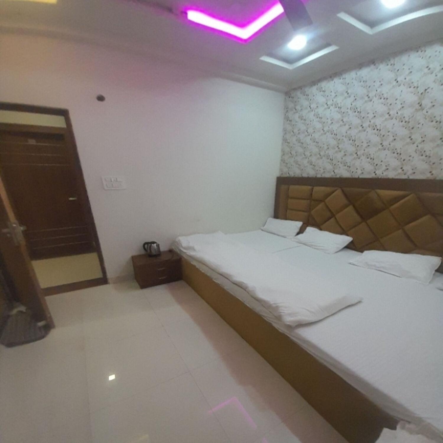 Hn Palace Homestay Agra  Dış mekan fotoğraf